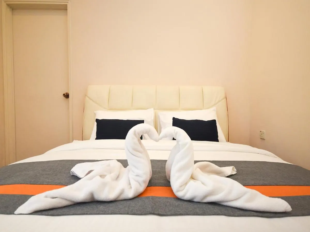 Jb Luxury Bungalow By Nest Home 10 Pax Johor Bahru 0*,  Malaysia