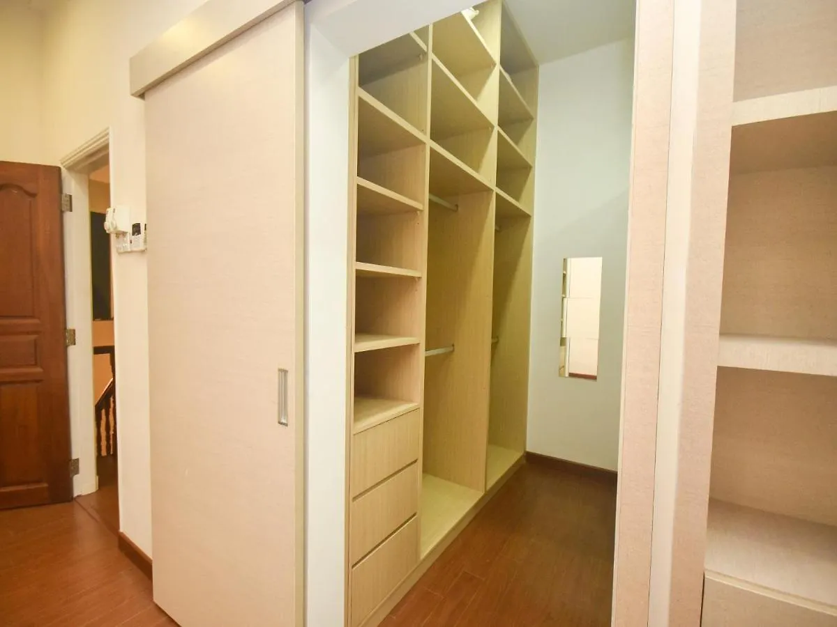 Jb Luxury Bungalow By Nest Home 10 Pax Johor Bahru Holiday home
