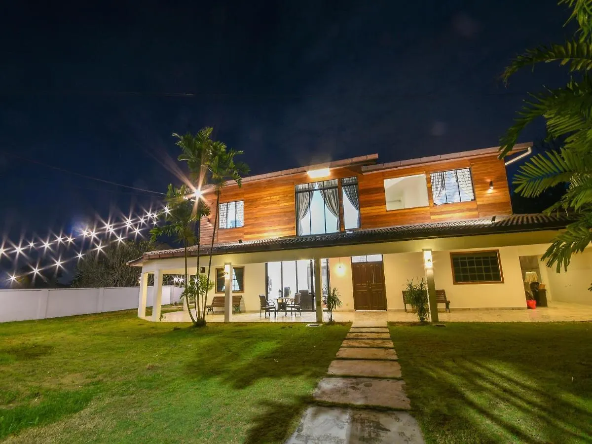 Holiday home Jb Luxury Bungalow By Nest Home 10 Pax Johor Bahru